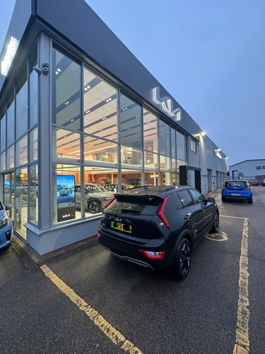 Pco car hire kia - hire, niro